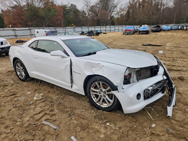 Photo 4 from auction – 2015 CHEVROLET CAMARO LT with VIN 2G1FD1E37F9169558