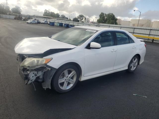 TOYOTA CAMRY BASE 2012 z numerem VIN 4T1BF1FKXCU134593 - Zdjęcie z aukcji