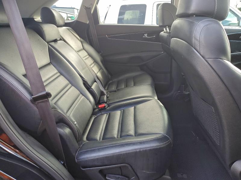 Photo 10 from auction – 2017 KIA SORENTO LX with VIN 5XYPG4A34HG273233