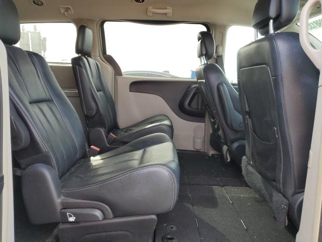 Photo 11 from auction – 2016 CHRYSLER TOWN & COU with VIN 2C4RC1BG2GR294953