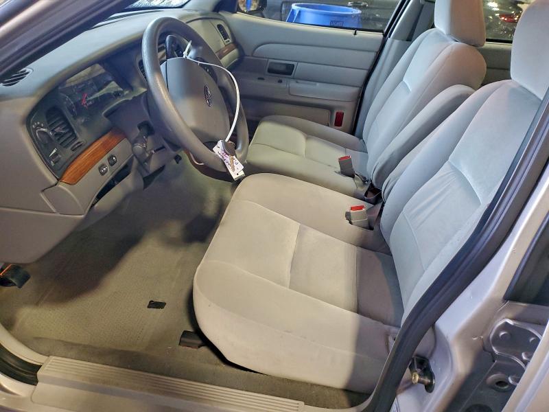 Photo 7 from auction – 2005 FORD CROWN VICT with VIN 2FAFP73W75X128068