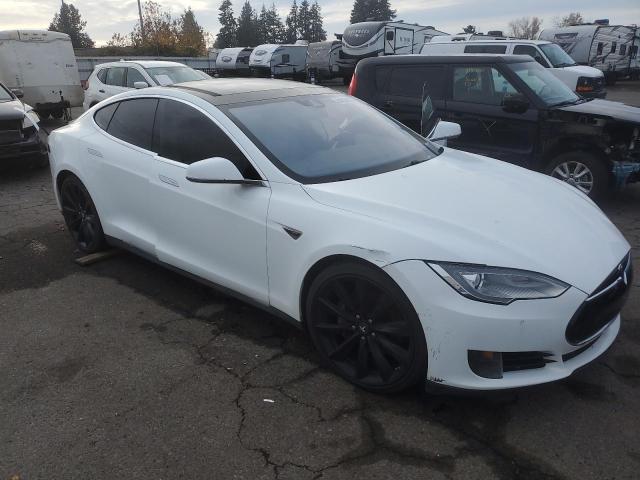 Photo 4 from auction – 2015 TESLA MODEL S with VIN 5YJSA1E21FF105694