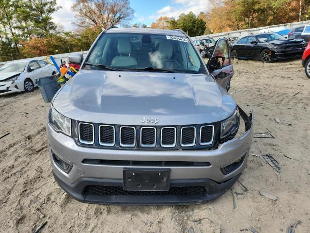 Фото 5 с аукциона – 2018 JEEP COMPASS LA с VIN 3C4NJDBB9JT191785