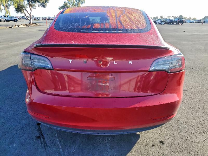 Photo 6 from auction – 2018 TESLA MODEL 3 with VIN 5YJ3E1EA8JF048922