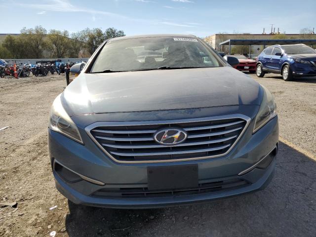 Photo 5 from auction – 2017 HYUNDAI SONATA SE with VIN 5NPE24AF6HH447232