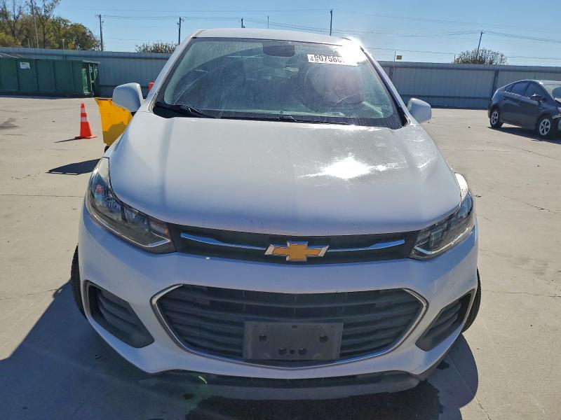 Photo 5 from auction – 2019 CHEVROLET TRAX LS with VIN 3GNCJNSB4KL290875
