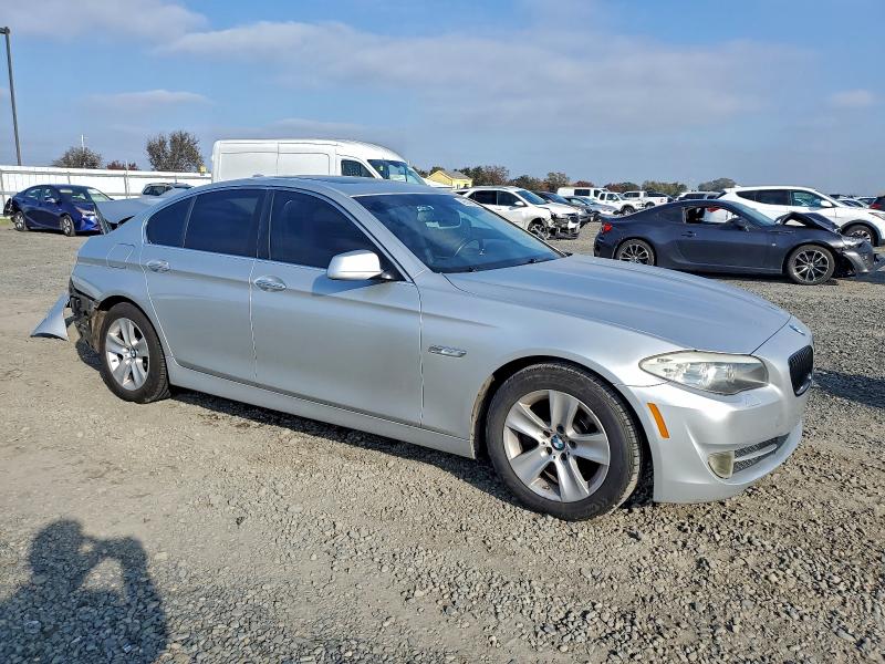 Фото 4 с аукциона – 2011 BMW 528 I с VIN WBAFR1C54BC739335