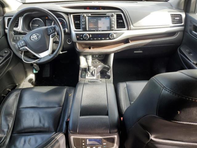 Photo 8 from auction – 2017 TOYOTA HIGHLANDER with VIN 5TDJZRFH4HS452389