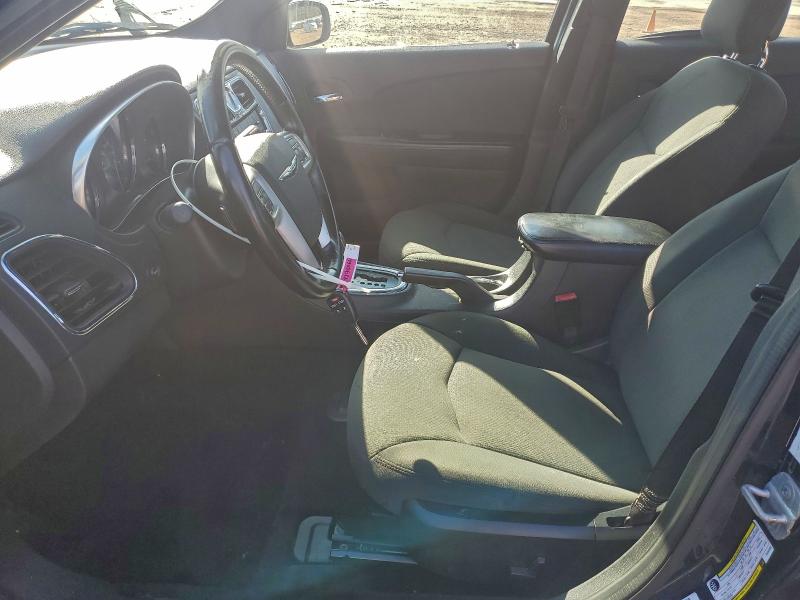 Photo 7 from auction – 2012 CHRYSLER 200 TOURIN with VIN 1C3CCBBB1CN181653