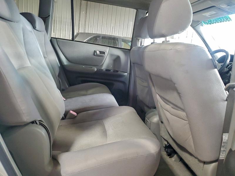 Photo 11 from auction – 2005 TOYOTA HIGHLANDER with VIN JTEEP21A150083624