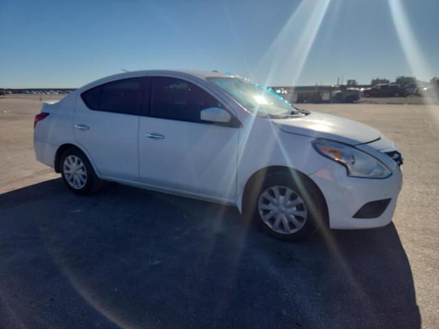 Photo 4 from auction – 2017 NISSAN VERSA S with VIN 3N1CN7AP5HL810728