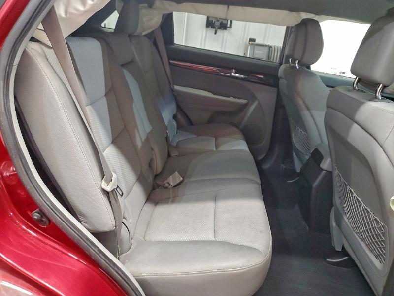 Photo 11 from auction – 2011 KIA SORENTO BA with VIN 5XYKTDA12BG017880