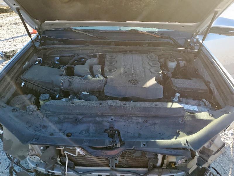 Photo 12 from auction – 2018 TOYOTA 4RUNNER SR with VIN JTEZU5JR9J5181119