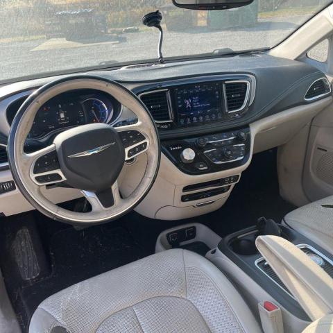 Photo 9 from auction – 2018 CHRYSLER PACIFICA H with VIN 2C4RC1N75JR105604