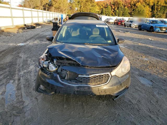 Photo 5 from auction – 2016 KIA FORTE LX with VIN KNAFK4A67G5484175