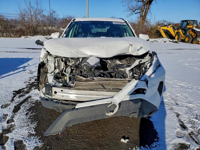 Photo 5 from auction – 2023 TOYOTA RAV4 XLE with VIN 2T3R1RFV6PC344757
