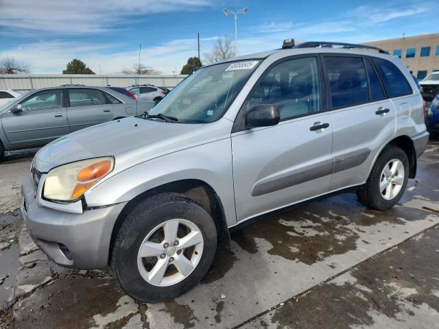 TOYOTA RAV4 2004 مع رقم تعريف المركبة JTEHD20V046005714 - صورة من المزاد