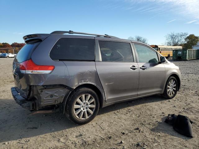 Photo 3 from auction – 2011 TOYOTA SIENNA LE with VIN 5TDJK3DC5BS020586