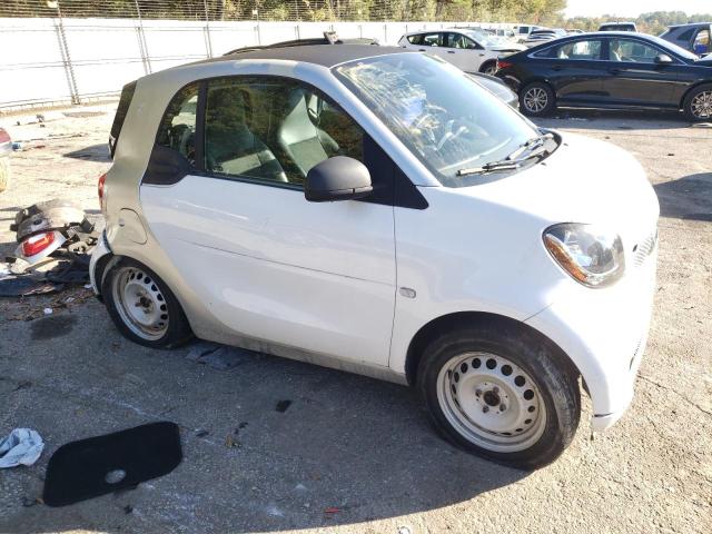 Photo 4 from auction – 2016 SMART FORTWO with VIN WMEFJ5DA7GK142448