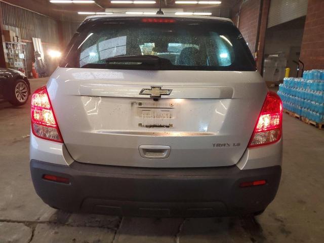 Photo 6 from auction – 2016 CHEVROLET TRAX LS with VIN 3GNCJKSB1GL279080