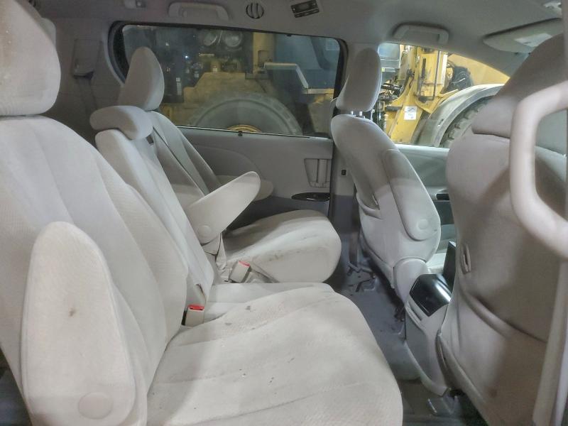 Photo 11 from auction – 2013 TOYOTA SIENNA LE with VIN 5TDKK3DC9DS367622
