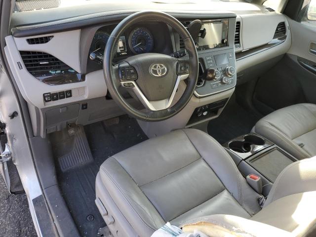 Photo 8 from auction – 2017 TOYOTA SIENNA XLE with VIN 5TDDZ3DC6HS165427