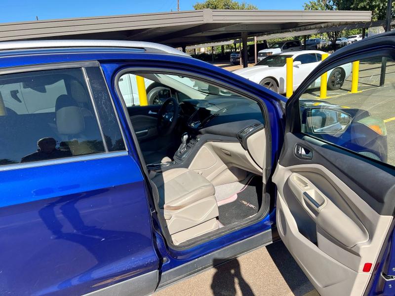 Zdjęcie 5 z aukcji – 2014 FORD ESCAPE TIT z VIN 1FMCU0J93EUE25271