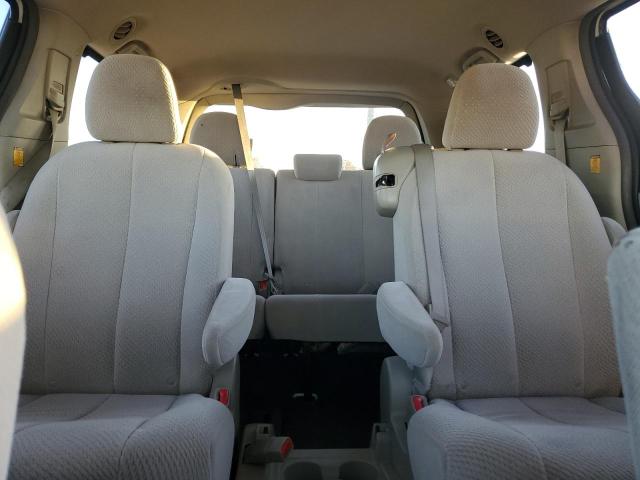 Photo 10 from auction – 2011 TOYOTA SIENNA LE with VIN 5TDKK3DC2BS047720