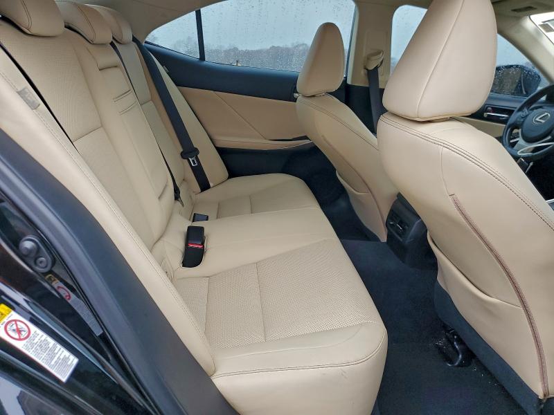 Photo 10 from auction – 2016 LEXUS IS 200T with VIN JTHBA1D26G5004119