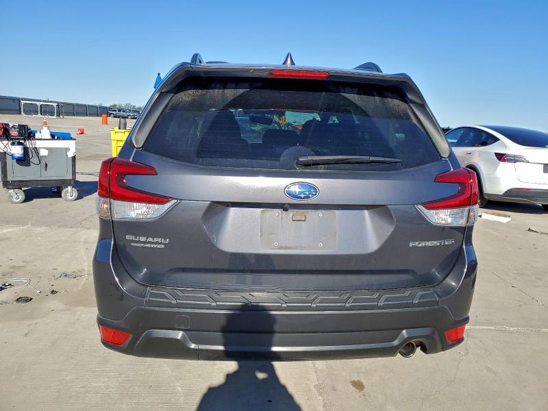 Photo 6 from auction – 2020 SUBARU FORESTER L with VIN JF2SKASC7LH412813