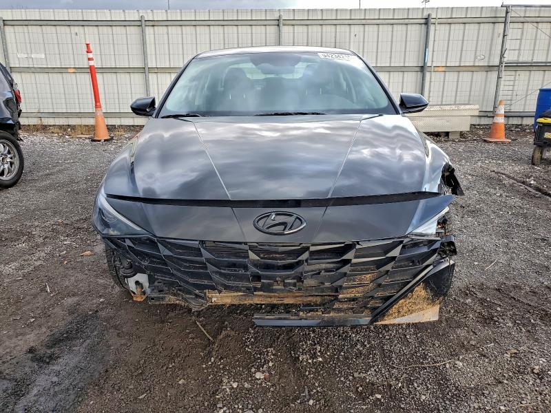 Photo 5 from auction – 2023 HYUNDAI ELANTRA SE with VIN 5NPLM4AG0PH118261