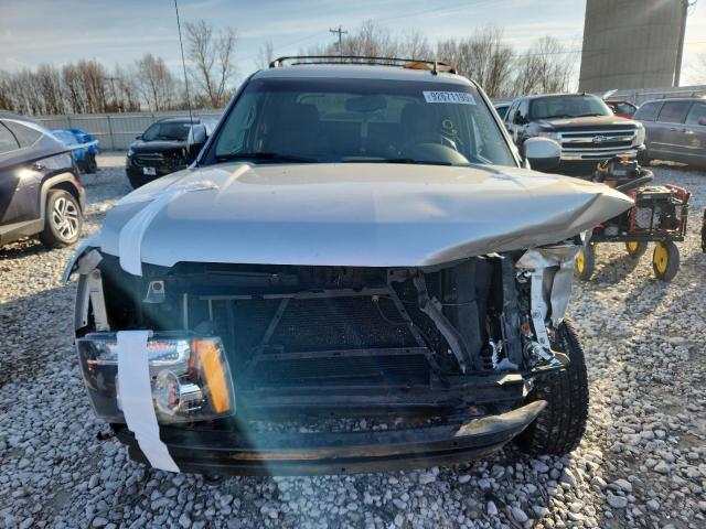 Photo 5 from auction – 2011 CHEVROLET AVALANCHE with VIN 3GNTKEE38BG138589