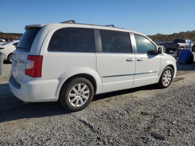 Photo 3 from auction – 2016 CHRYSLER TOWN & COU with VIN 2C4RC1BG0GR290545