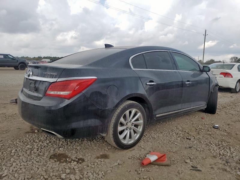 Photo 3 from auction – 2016 BUICK LACROSSE with VIN 1G4GA5G38GF117921