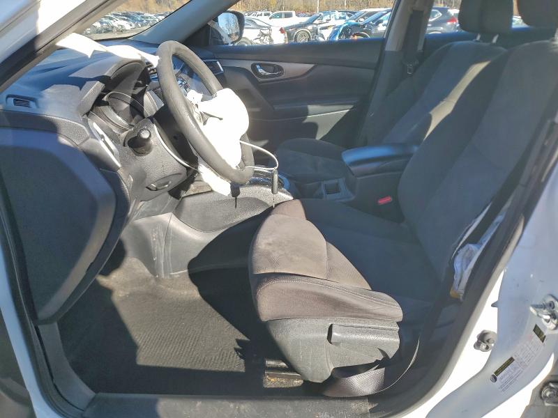 Photo 7 from auction – 2016 NISSAN ROGUE S with VIN KNMAT2MV7GP616440