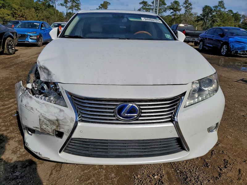 Photo 5 from auction – 2013 LEXUS ES 300H with VIN JTHBW1GG3D2021191