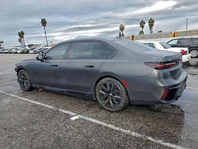 Photo 2 from auction – 2025 BMW I7 EDRIVE5 with VIN WBY43EJ01SCT66294