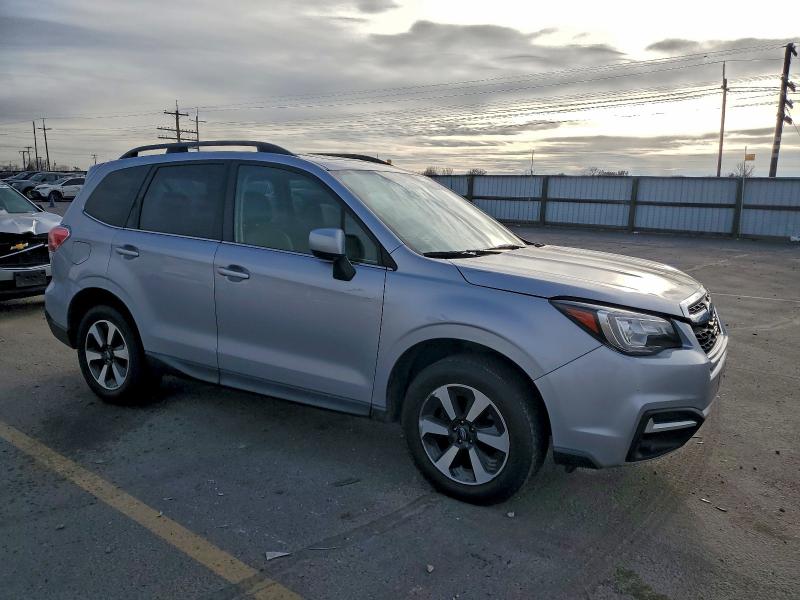 Photo 4 from auction – 2017 SUBARU FORESTER 2 with VIN JF2SJARC3HH559369