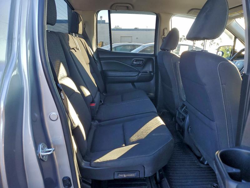 Photo 10 from auction – 2021 HONDA RIDGELINE with VIN 5FPYK3F16MB023604