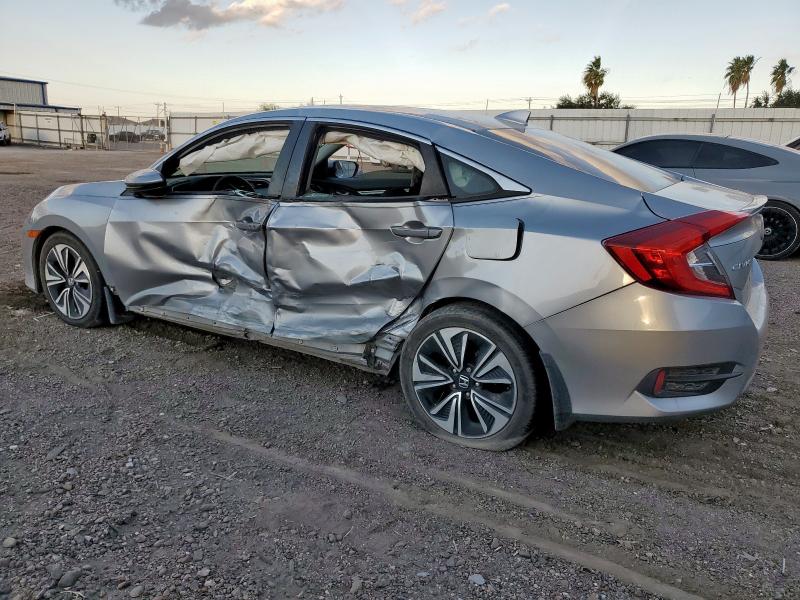 Photo 2 from auction – 2016 HONDA CIVIC with VIN 19XFC1F39GE031774