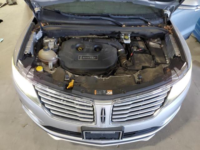 Photo 12 from auction – 2017 LINCOLN MKC RESERV with VIN 5LMCJ3D96HUL08582