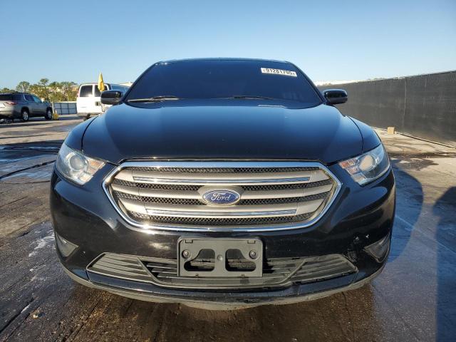 Photo 5 from auction – 2017 FORD TAURUS SEL with VIN 1FAHP2H81HG118426