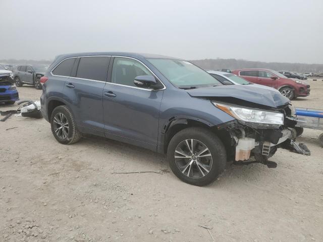 Photo 4 from auction – 2018 TOYOTA HIGHLANDER with VIN 5TDZZRFH7JS239235