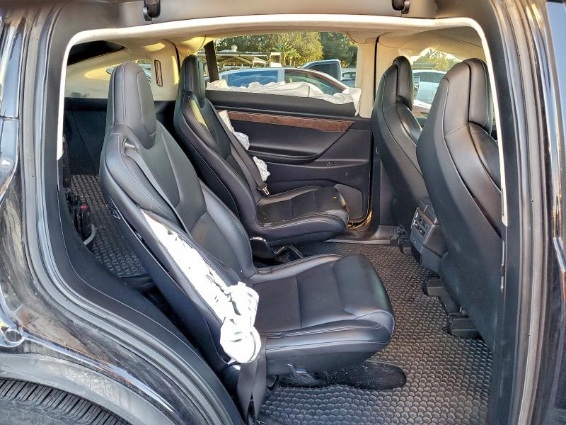 Photo 10 from auction – 2018 TESLA MODEL X with VIN 5YJXCBE21JF117889