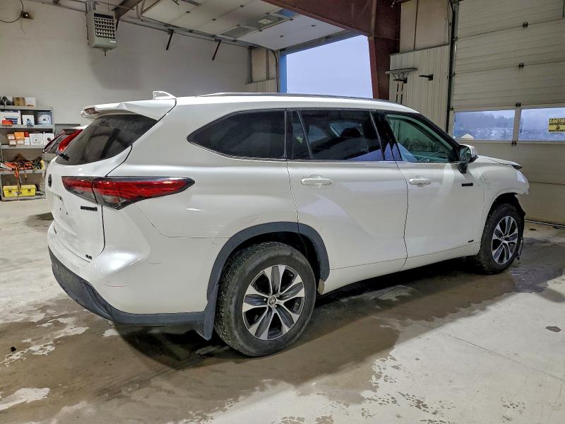 Photo 3 from auction – 2021 TOYOTA HIGHLANDER with VIN 5TDHBRCH9MS524253