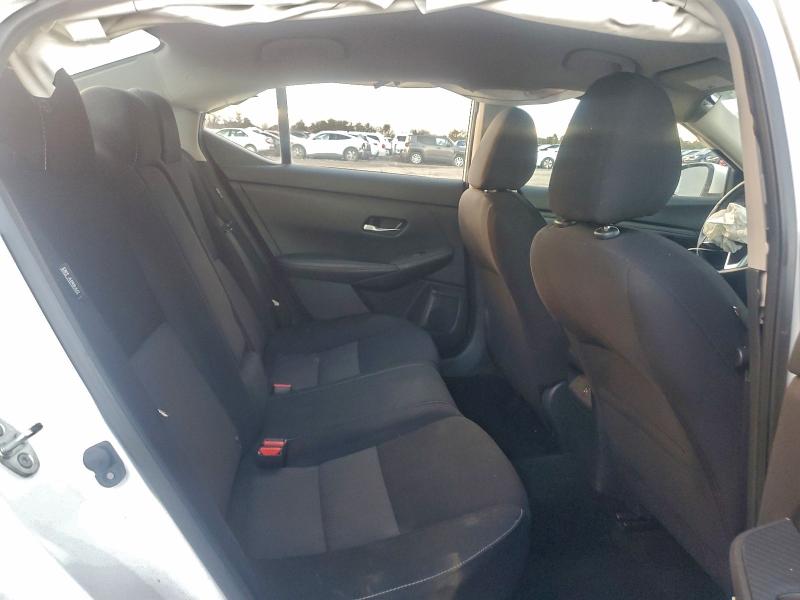 Photo 10 from auction – 2022 NISSAN SENTRA with VIN 3N1AB8CV2NY222253