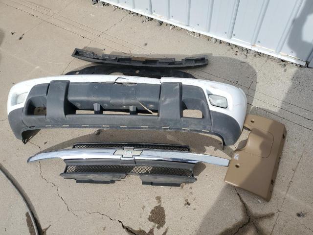 Photo 13 from auction – 2002 CHEVROLET TRAILBLAZE with VIN 1GNET16S226108011