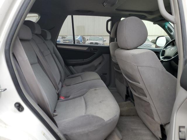 Photo 11 from auction – 2005 TOYOTA 4RUNNER SR with VIN JTEBT14R458027527