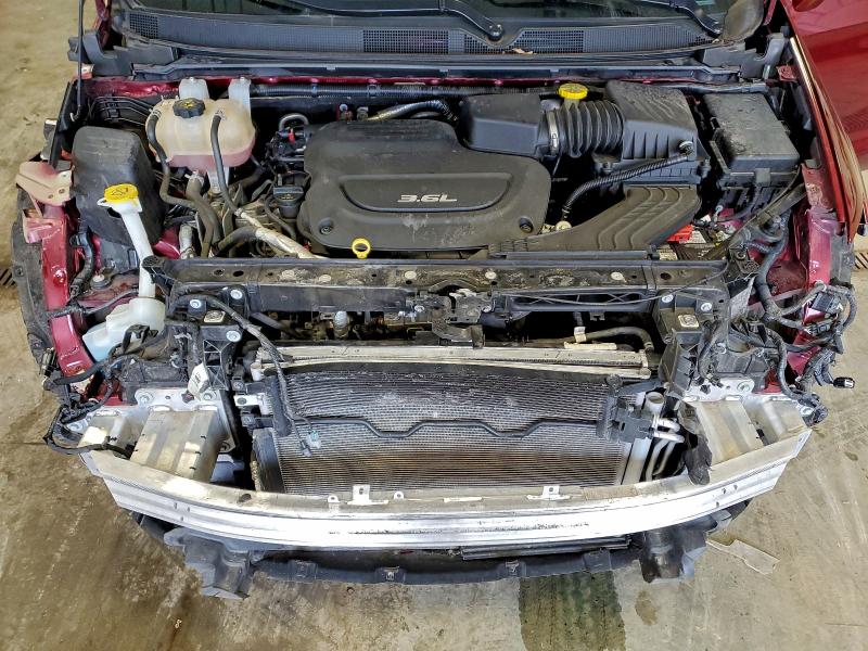 Фото 12 с аукциона – 2018 CHRYSLER PACIFICA T с VIN 2C4RC1FGXJR174335