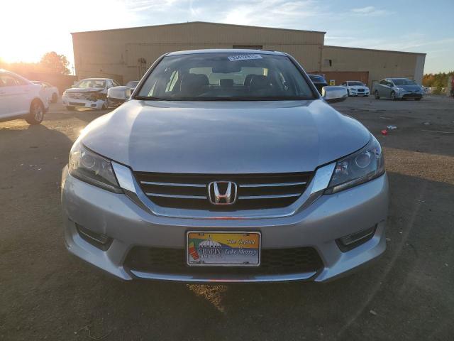 Photo 5 from auction – 2013 HONDA ACCORD with VIN 1HGCR2F80DA275669